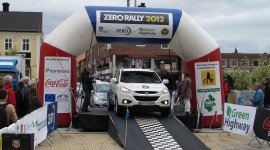 Hyundai ix35 Fuel Cell protagonista allo Zero Rally 2012