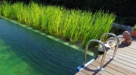 Addio cloro, ora anche la piscina è green
