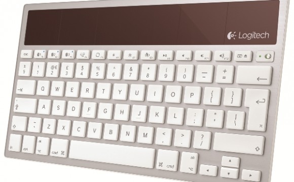 A tutta luce con la nuova tastiera solare Logitech per Apple