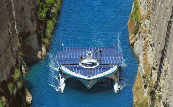 Oggi è arrivata a Venezia Planetsolar, la più grande imbarcazione a energia solare del mondo